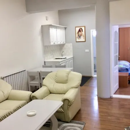 Apartman Br 4 Bijeljina Exterior photo